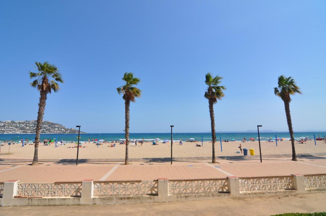Rnet - Front De Mer - Roses Costa Brava Exterior foto