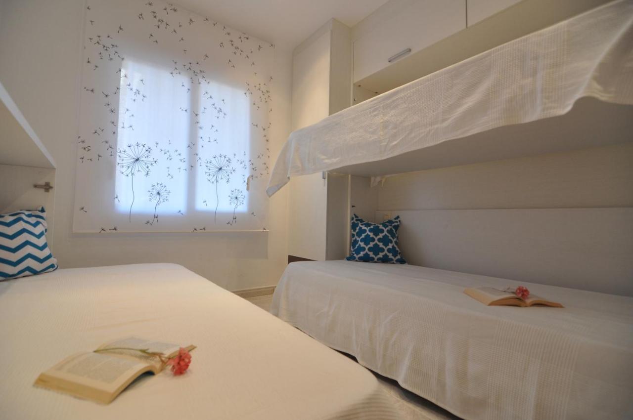 Rnet - Front De Mer - Roses Costa Brava Exterior foto